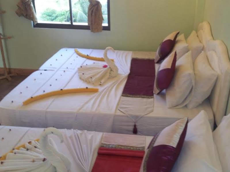 Summer Villa Guest House Маафуші Екстер'єр фото